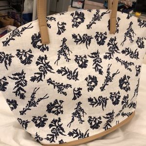 VERA BRADLEY FLORAL STRAW TOTE BAG NWT